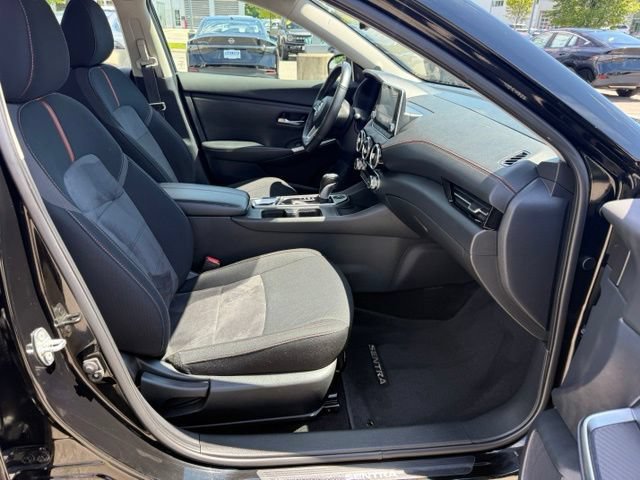 Certified 2023 Nissan Sentra SR w/ Midnight Edition Package FWD image 28