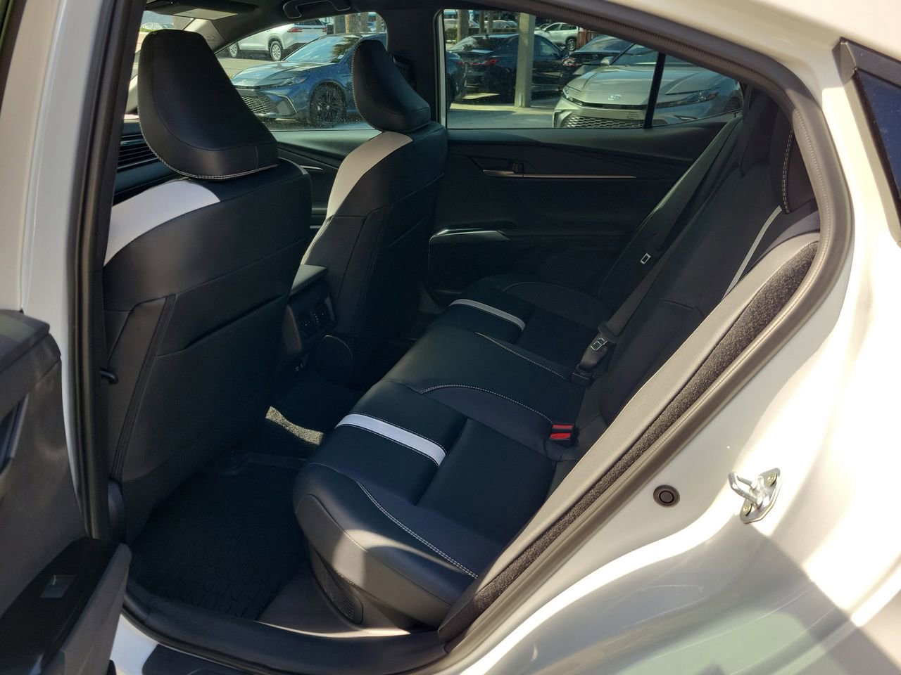 New 2026 Toyota Camry SE FWD image 11