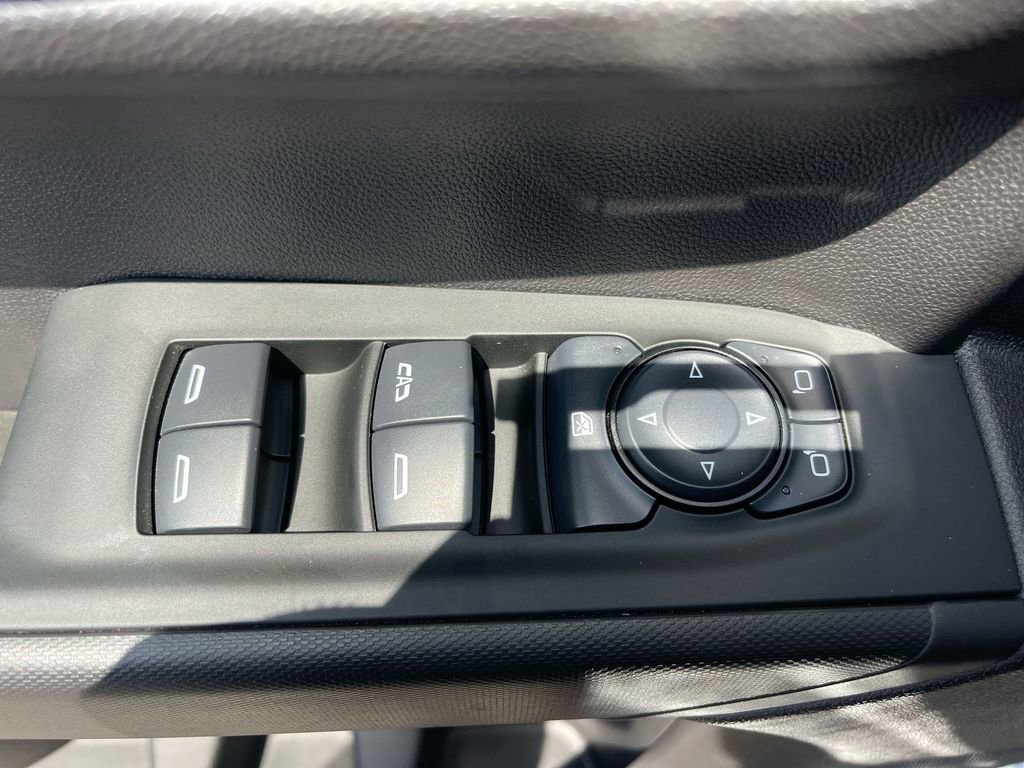 Used 2024 Chevrolet Silverado 1500 Custom image 24