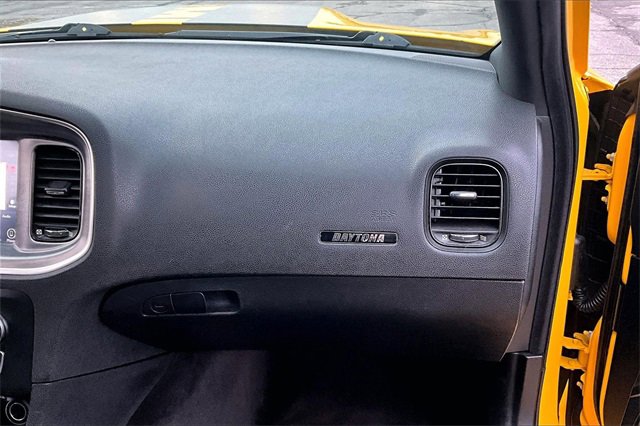 Used 2017 Dodge Charger R/T image 26