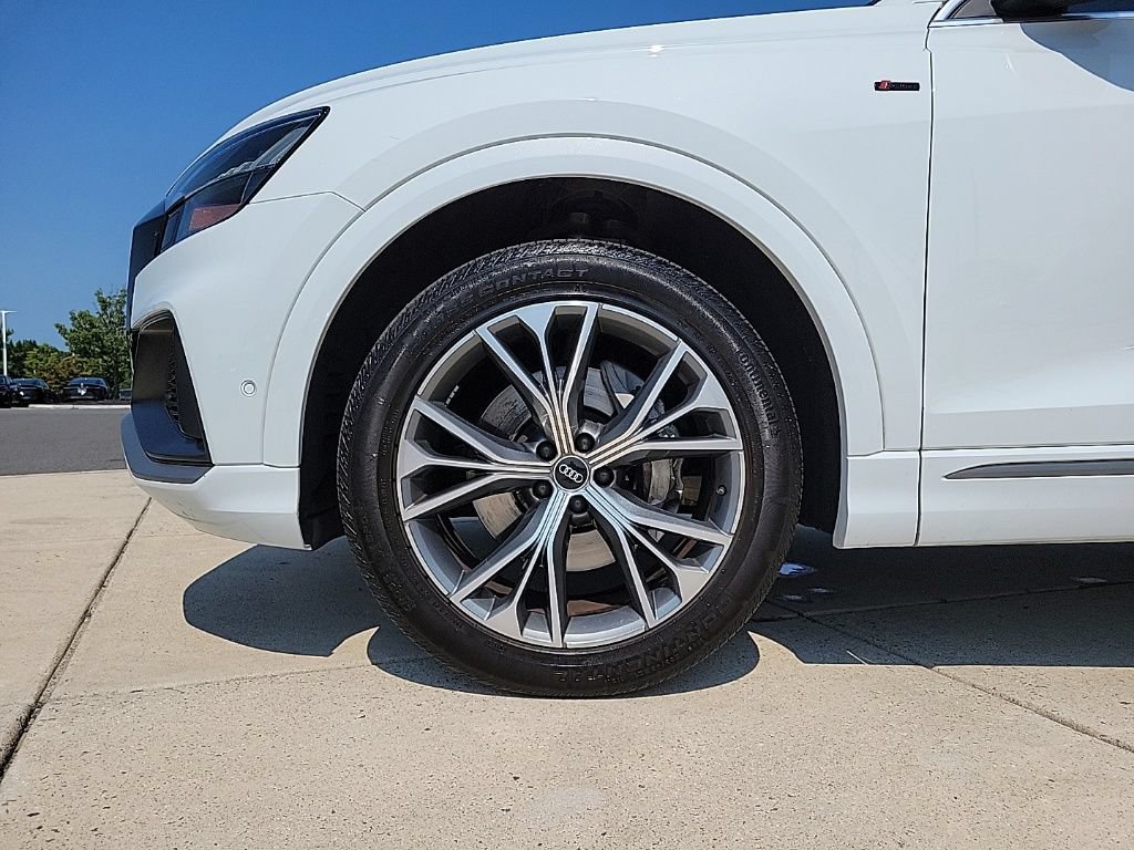 Used 2021 Audi Q8 Premium Plus w/ Premium Plus Package AWD/4WD image 8