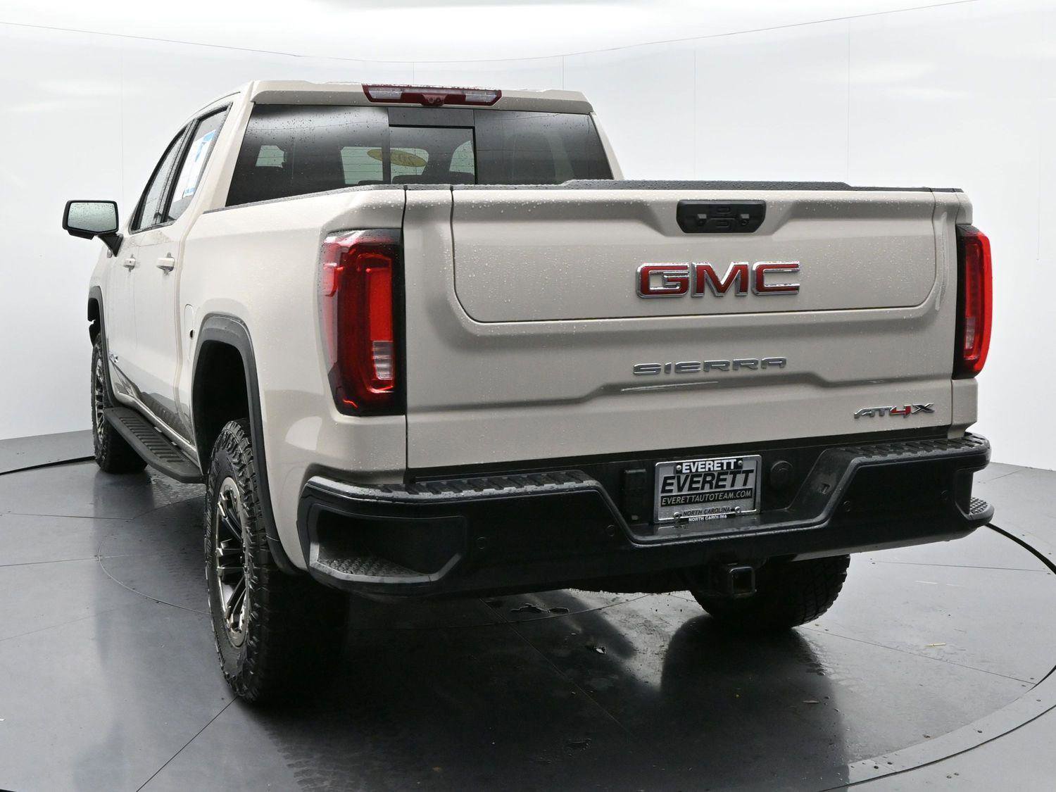 Used 2026 GMC Sierra 1500 AT4X image 5