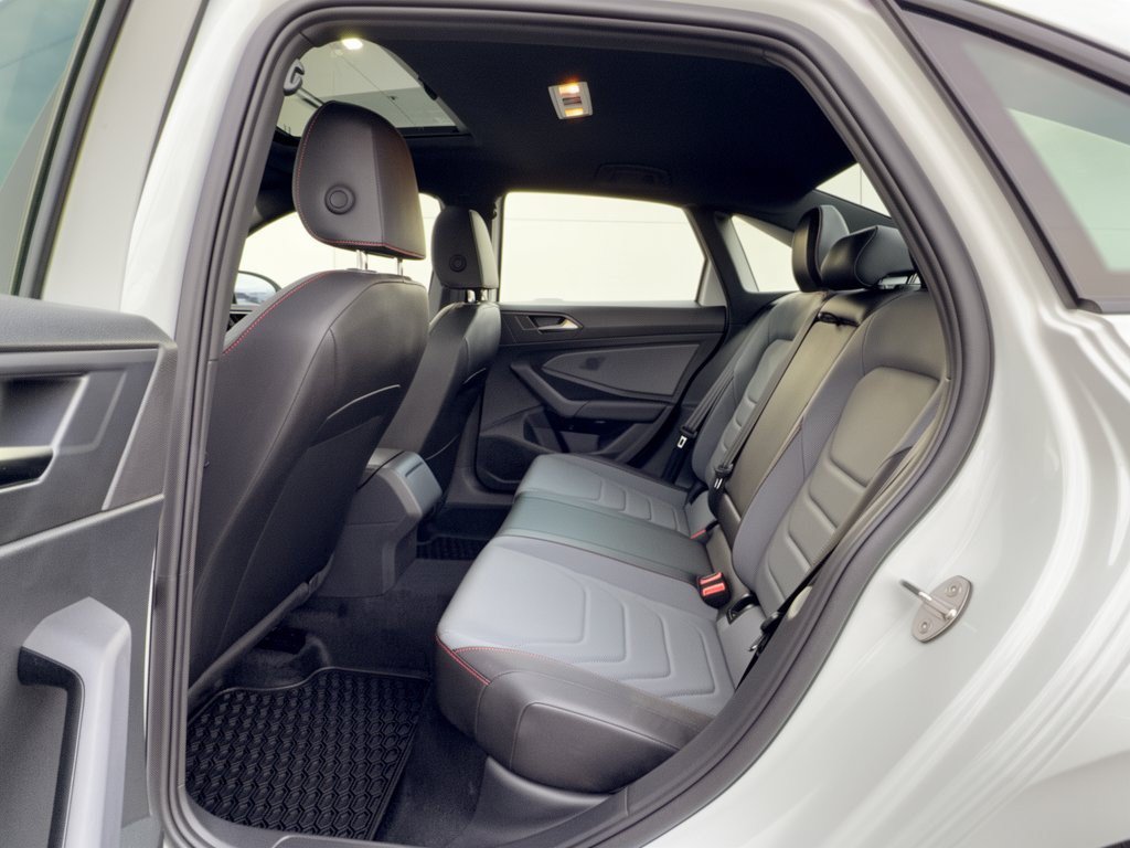 New 2027 Volkswagen Jetta GLI Autobahn FWD image 25