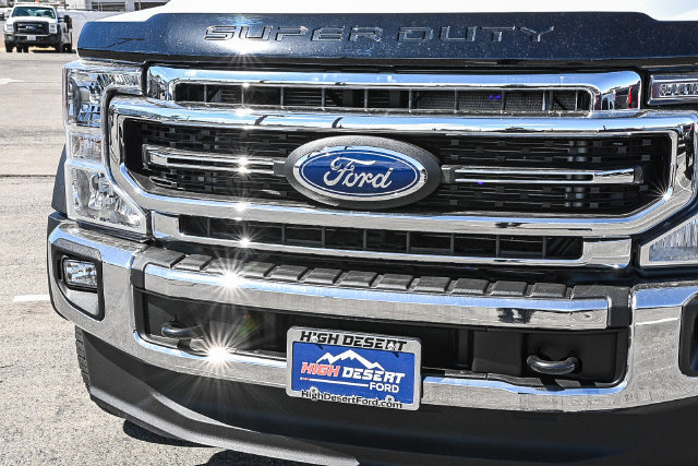 Certified 2022 Ford F550 4x4 Crew Cab Super Duty image 4