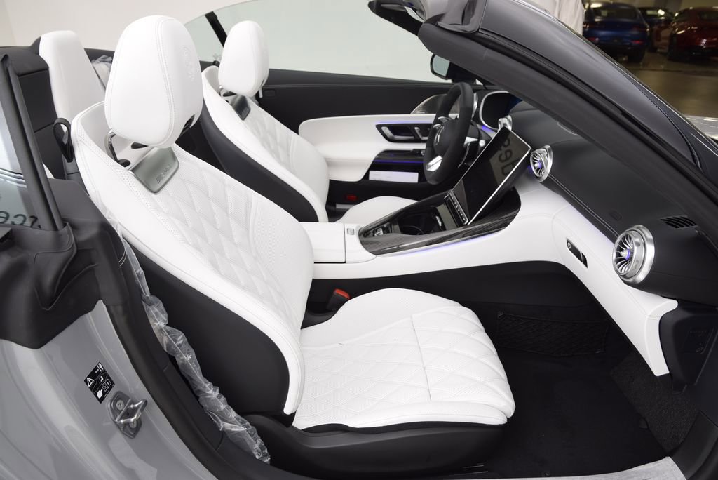 New 2026 Mercedes-Benz SL 63 AMG 4MATIC image 15