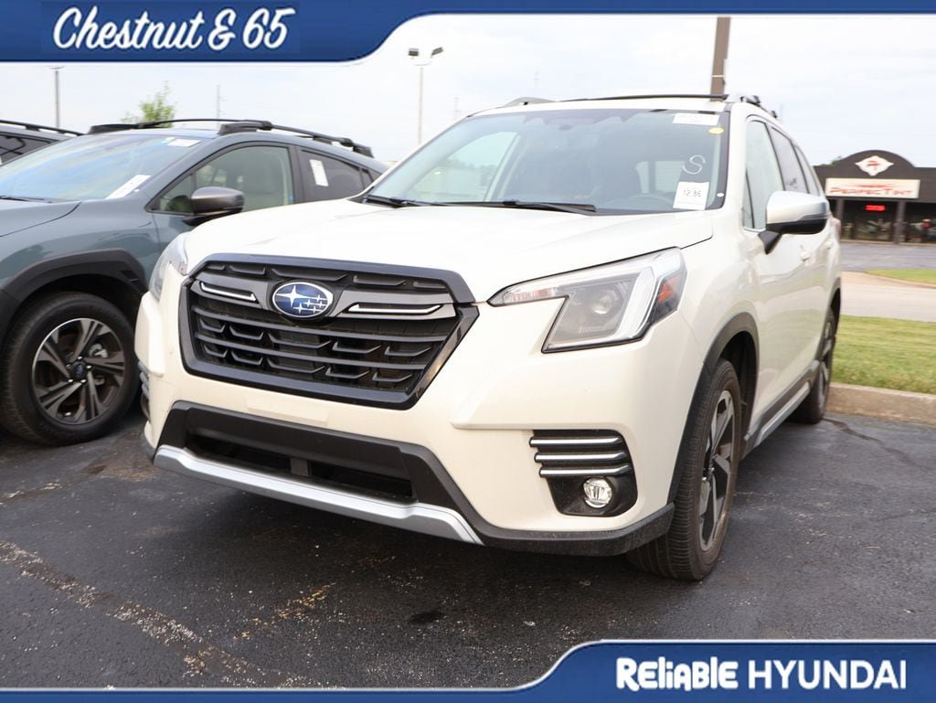 Used 2024 Subaru Forester Touring w/ Pop Package 2 AWD/4WD image 8