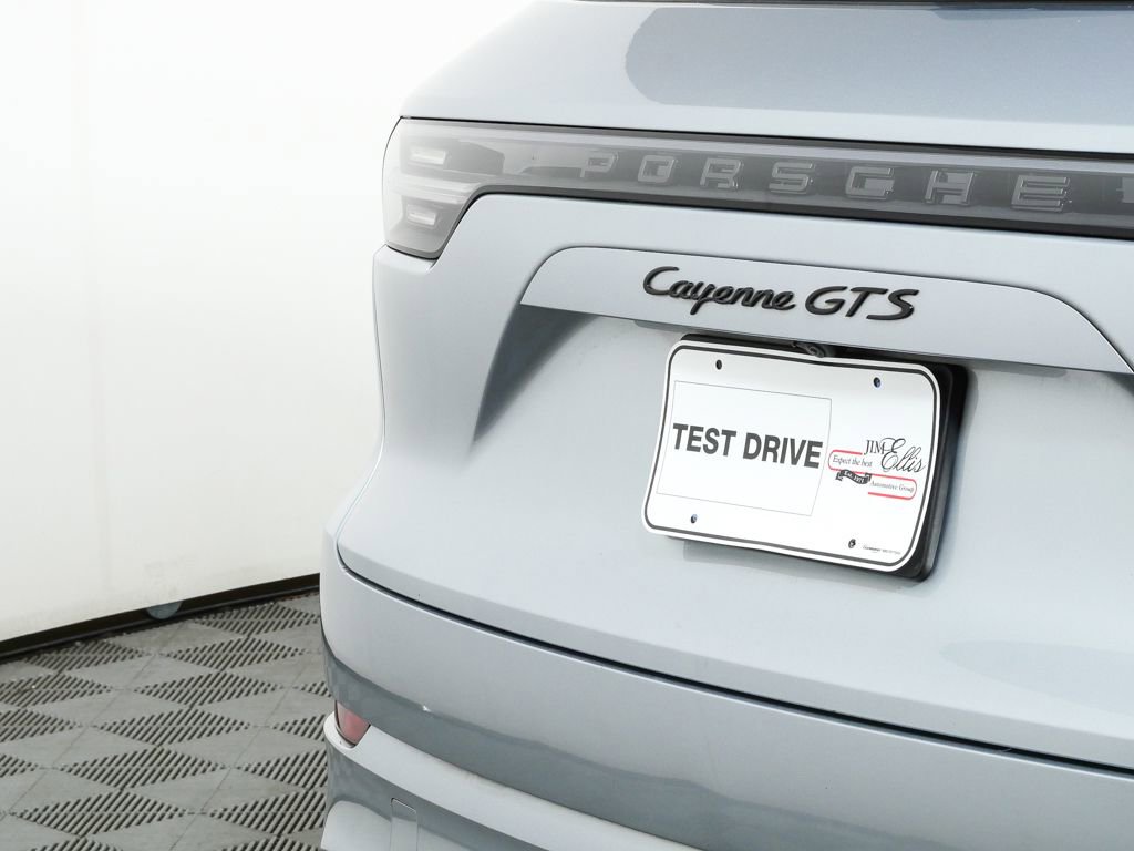 Certified 2021 Porsche Cayenne GTS AWD/4WD image 40
