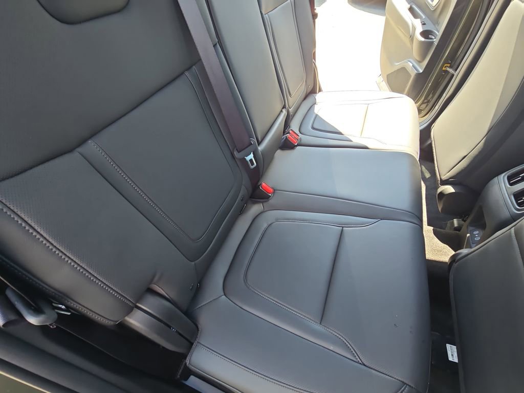 Used 2025 Hyundai Santa Cruz SEL AWD/4WD image 33