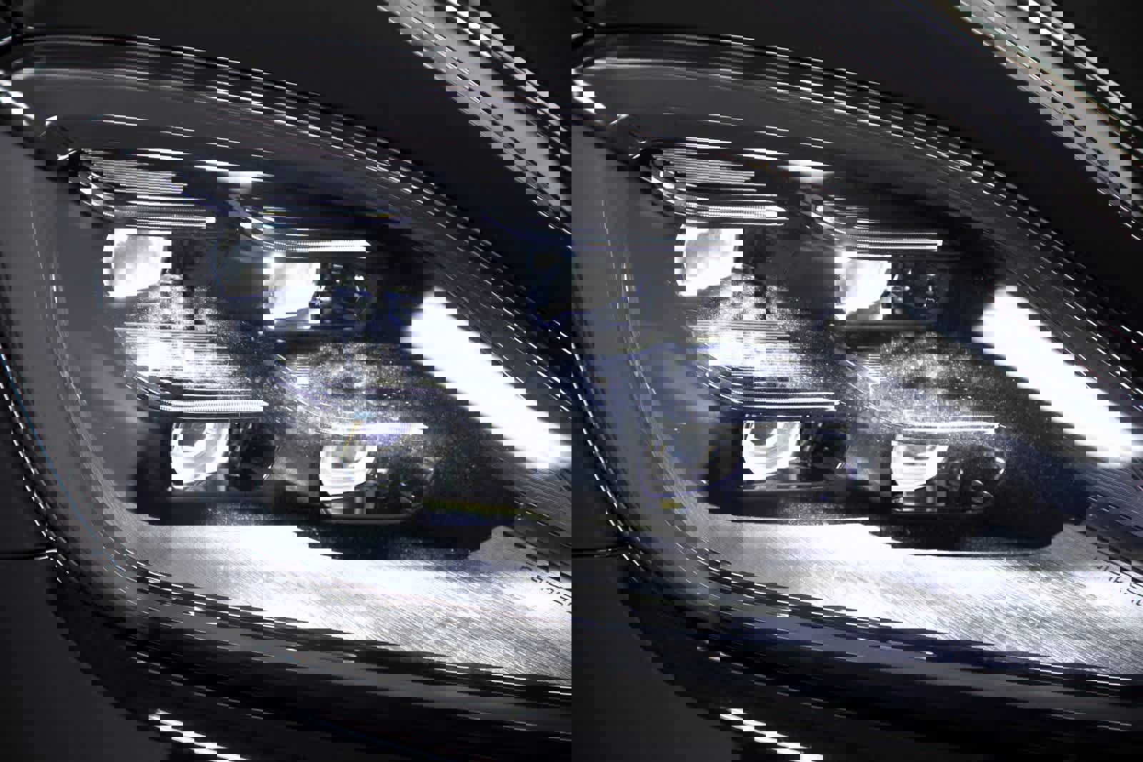 Certified 2025 Porsche Cayenne Coupe image 33