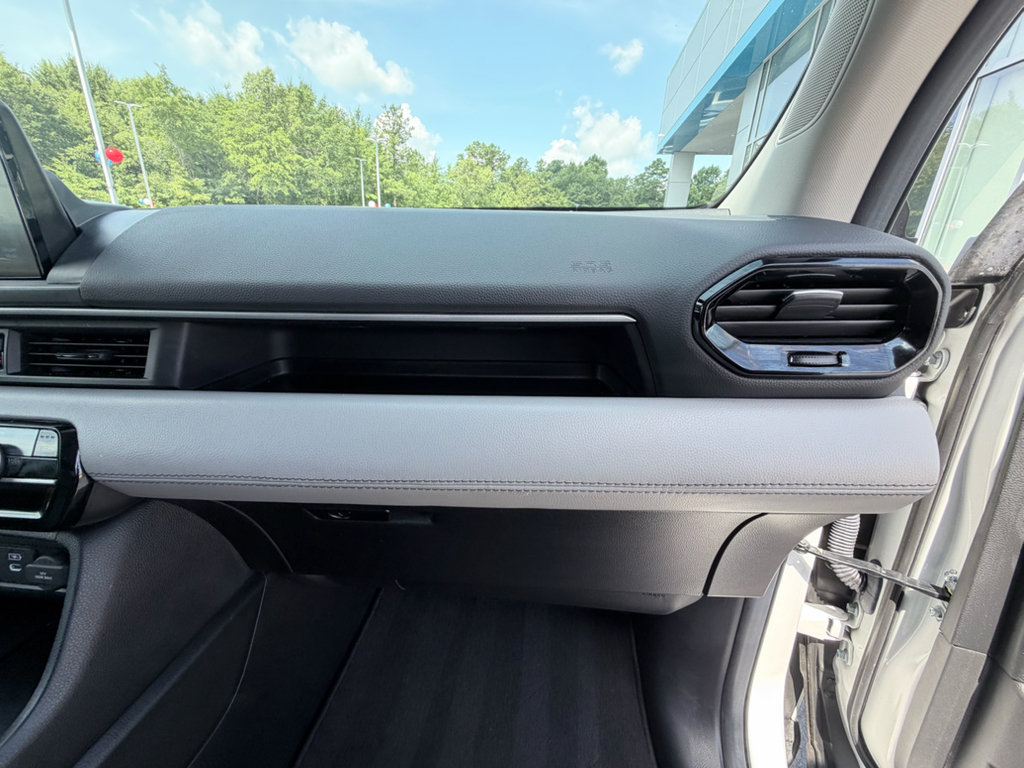 Used 2025 Honda Pilot EX-L image 19