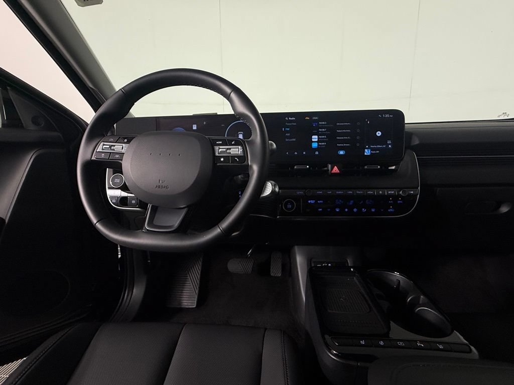 Used 2025 Hyundai Ioniq 5 SEL RWD image 12