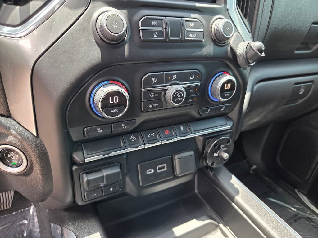 Used 2021 Chevrolet Silverado 1500 LT Trail Boss AWD/4WD image 26