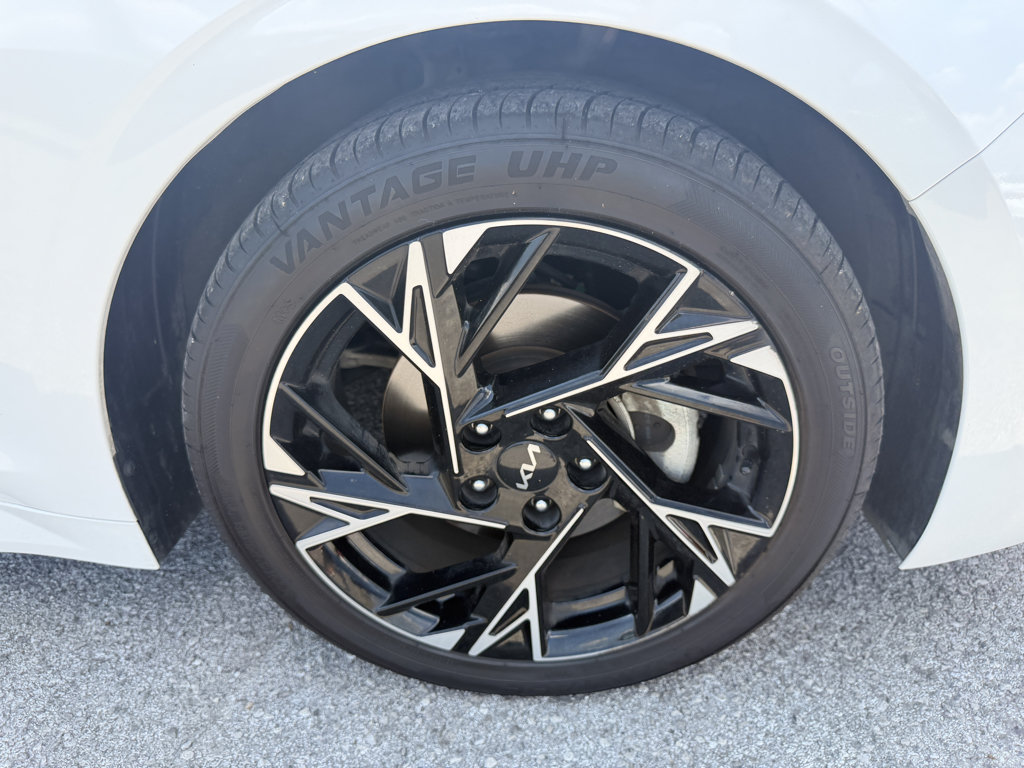 Used 2025 Kia K5 GT-Line w/ GT-Line Premium Package FWD image 33