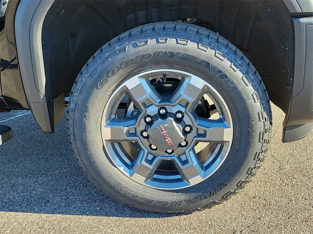 New 2026 GMC Sierra 2500 SLT w/ SLT Premium Package image 5