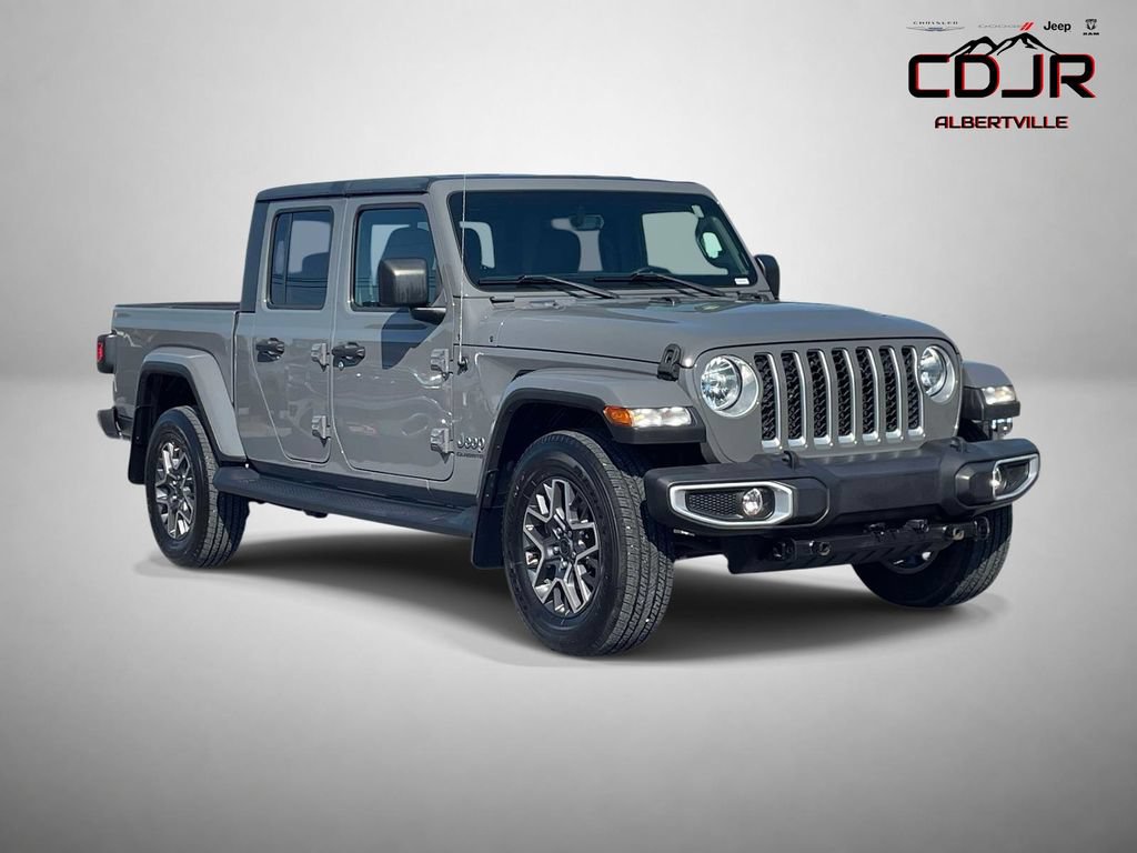 Used 2021 Jeep Gladiator Overland w/ Popular Equipment Package