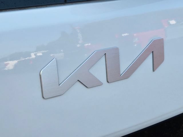 Used 2023 Kia Soul S FWD image 16