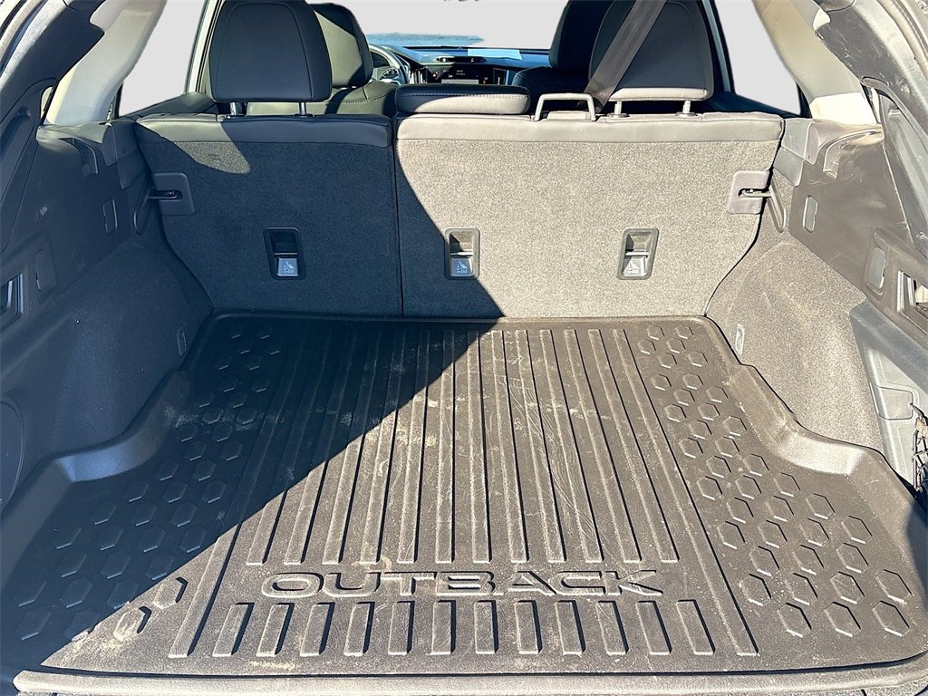 Used 2024 Subaru Outback Limited image 28