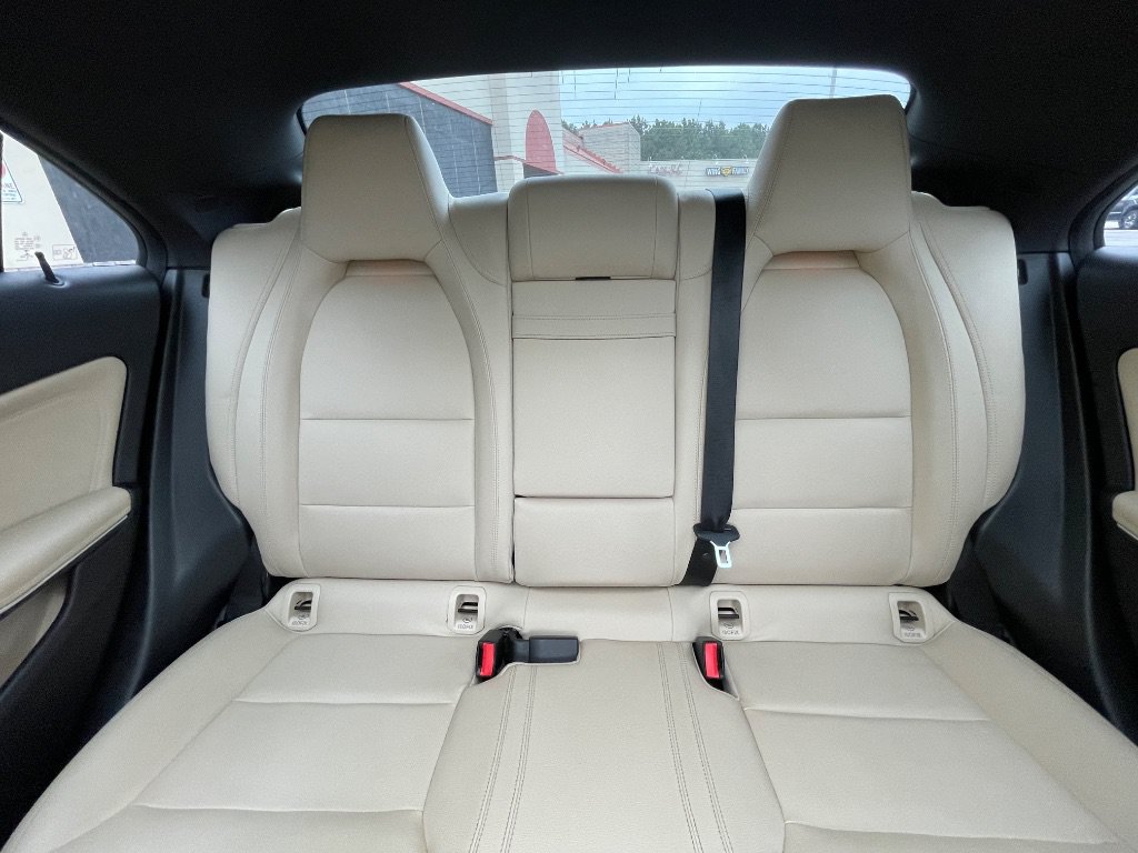 Used 2018 Mercedes-Benz CLA 250 image 45