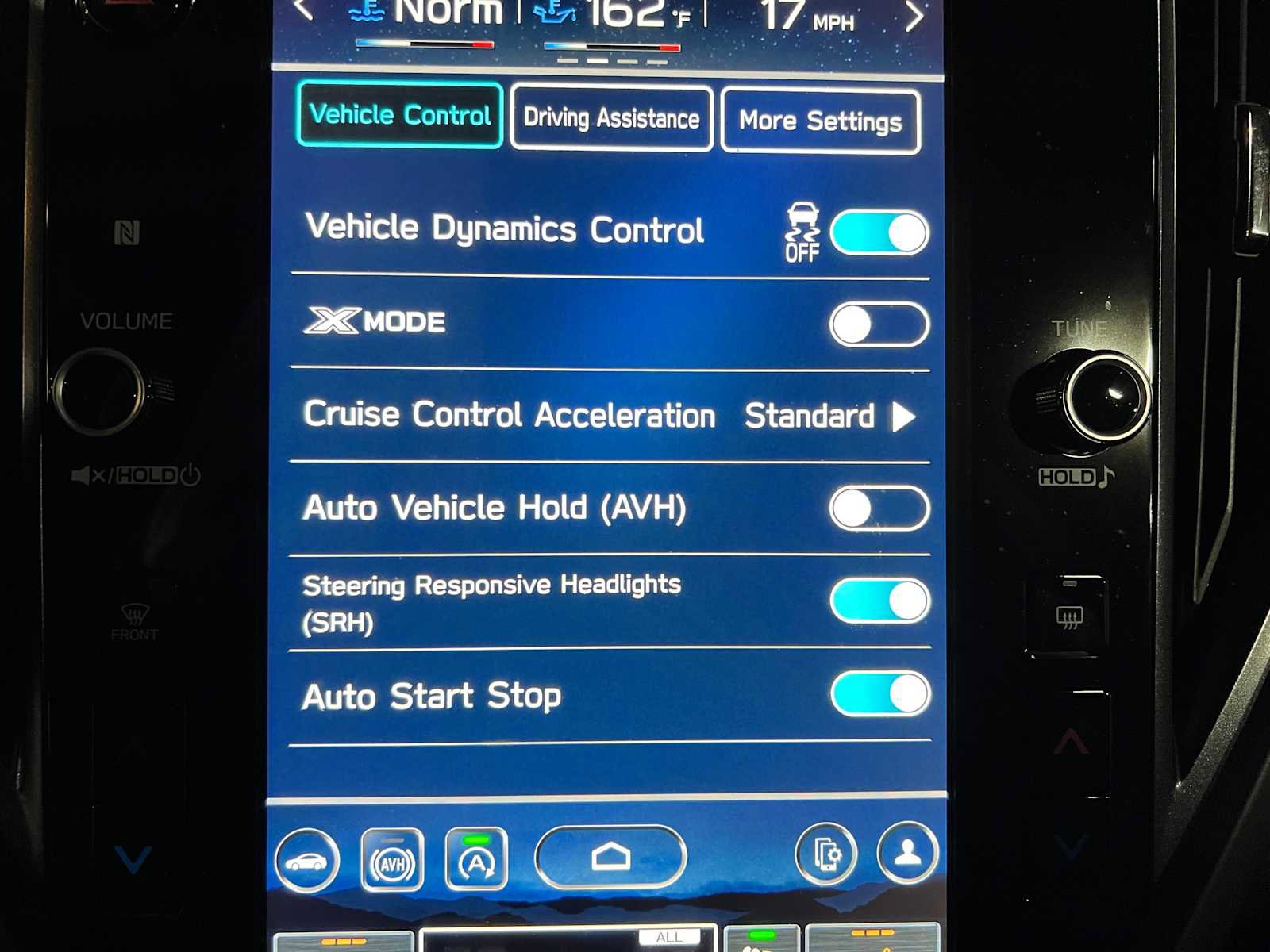 Used 2025 Subaru Forester Premium image 37