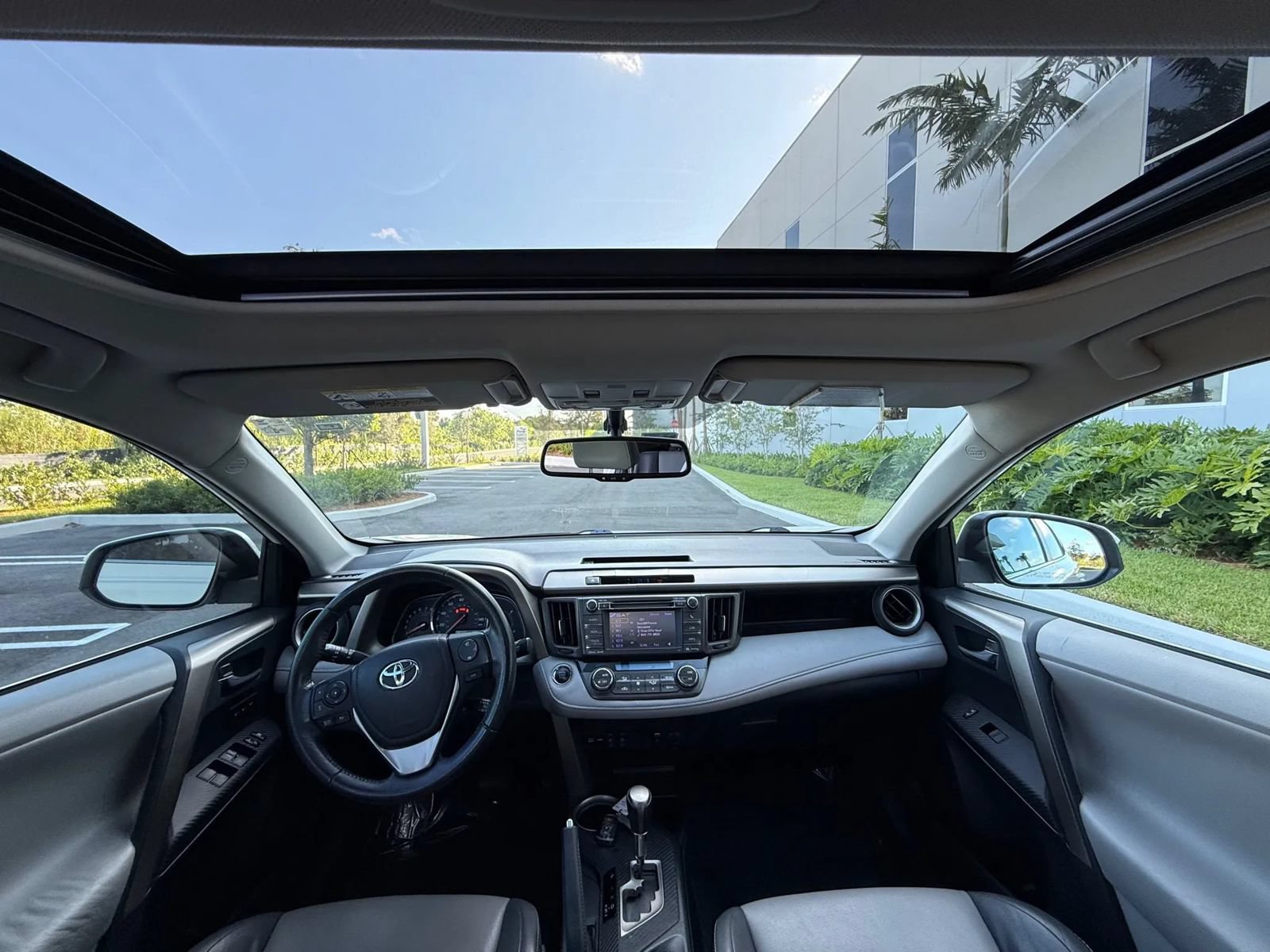 Used 2013 Toyota RAV4 Limited FWD image 11