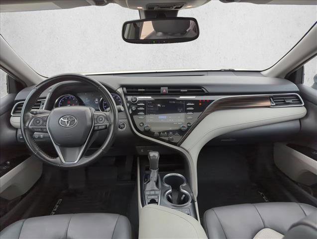 Used 2019 Toyota Camry XLE FWD image 18