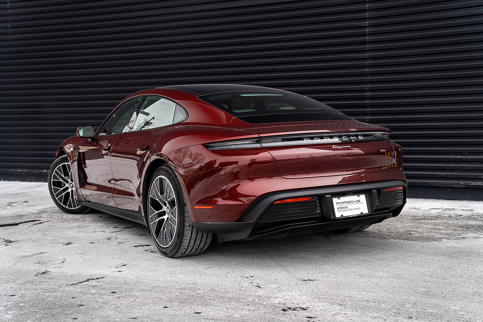 Certified 2023 Porsche Taycan image 3