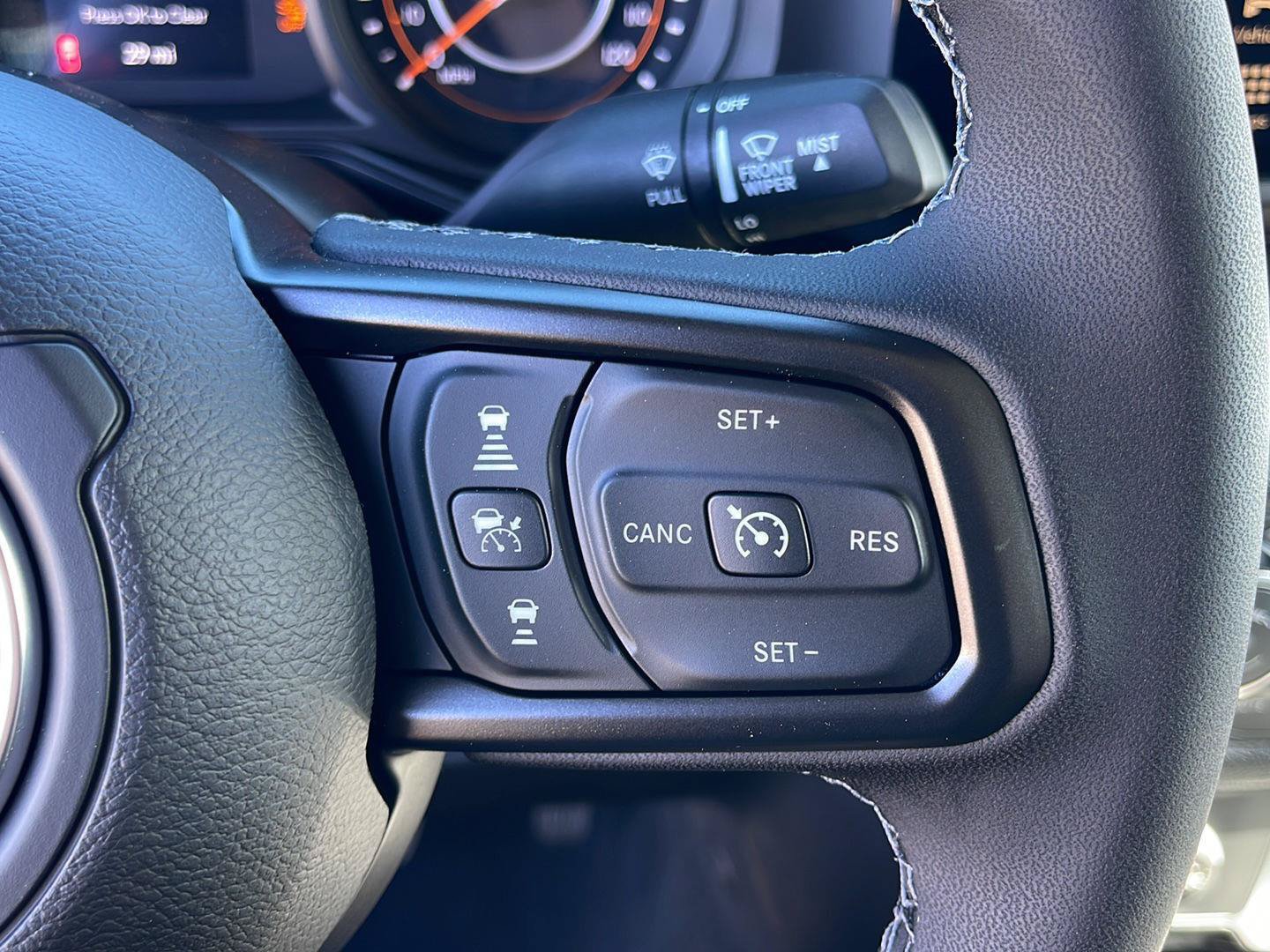 New 2026 Jeep Gladiator Sport AWD/4WD image 14