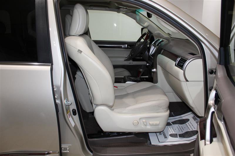 Used 2012 Lexus GX 460 w/ Comfort Plus Pkg AWD/4WD image 34