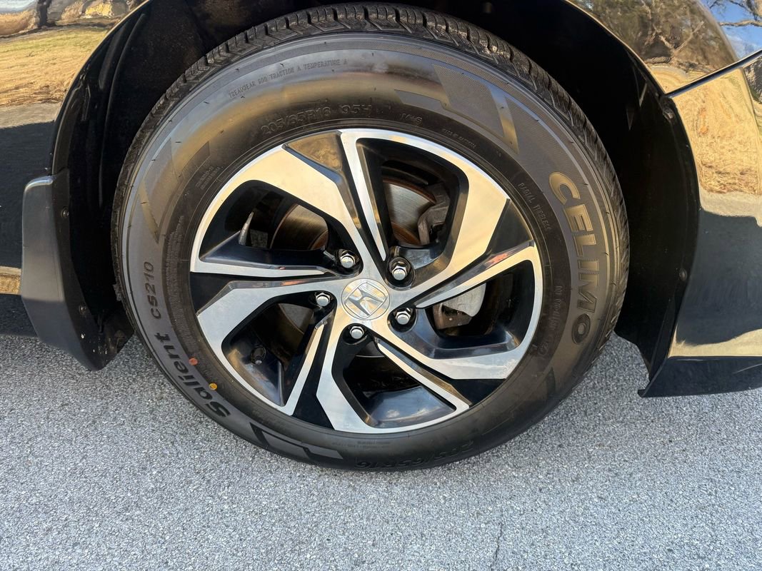 Used 2016 Honda Accord LX image 14