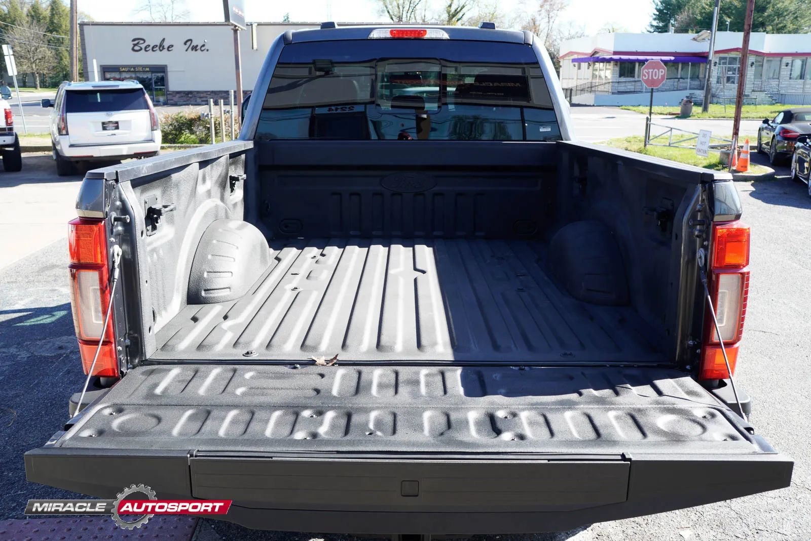 Used 2020 Ford F350 Lariat AWD/4WD image 7