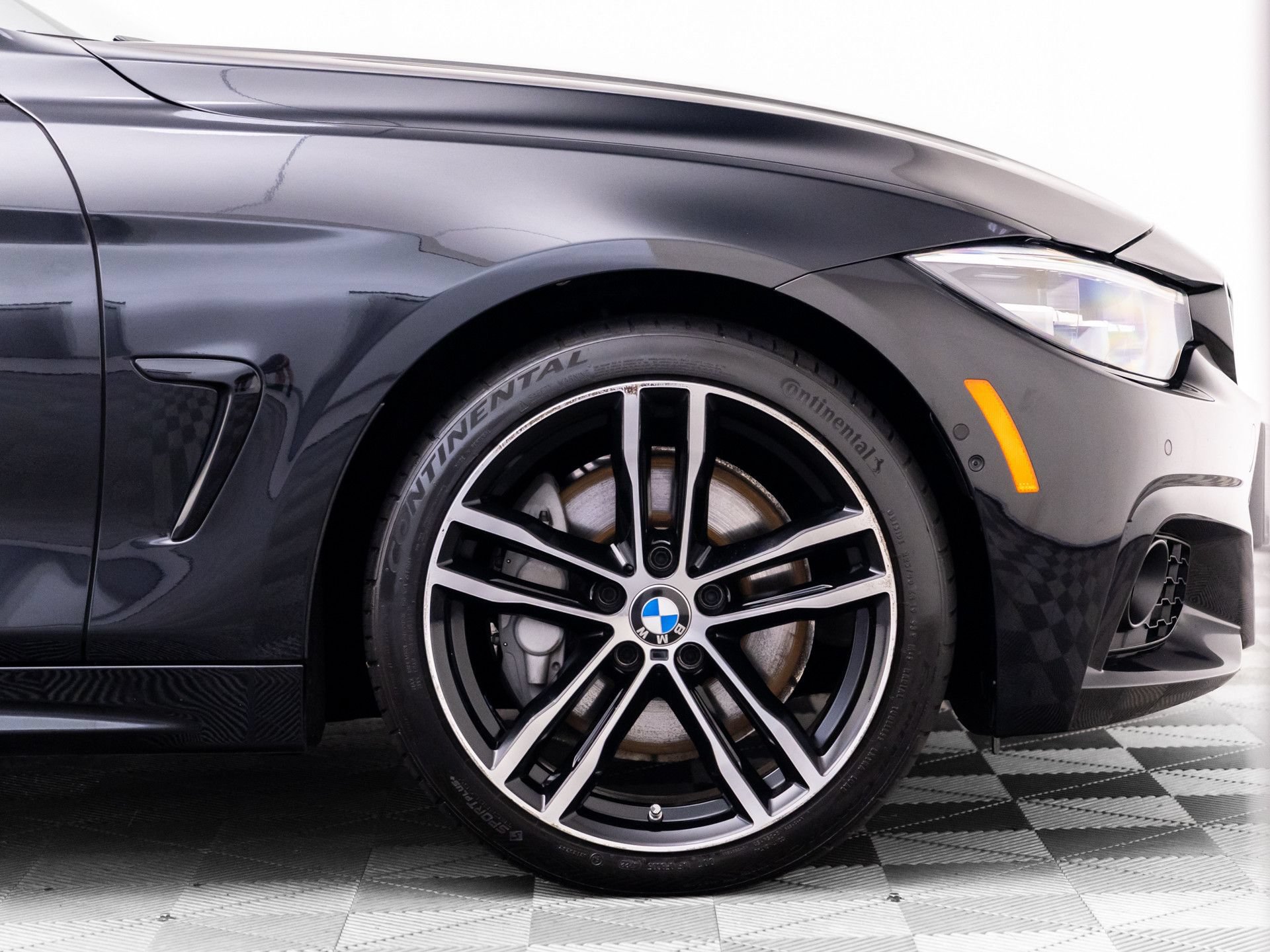 Used 2020 BMW 440i xDrive Convertible w/ M Sport Package AWD/4WD image 37