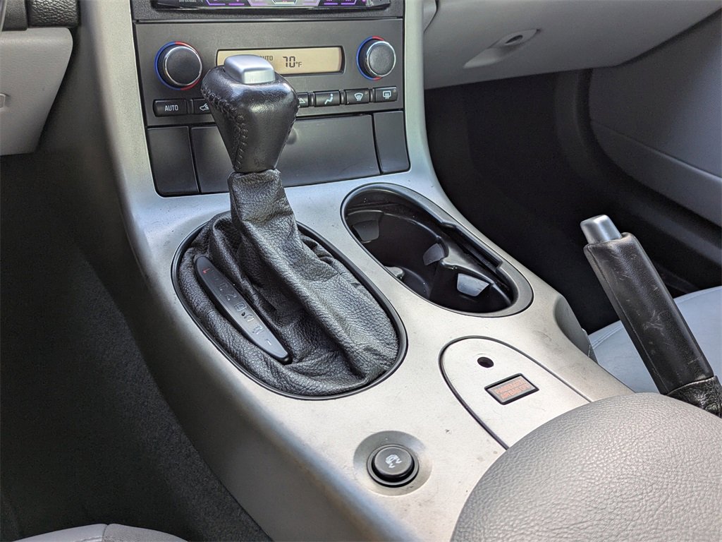 Used 2005 Chevrolet Corvette Coupe w/ Preferred Equipment Group image 16