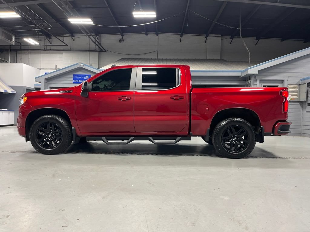 Used 2023 Chevrolet Silverado 1500 RST AWD/4WD image 4