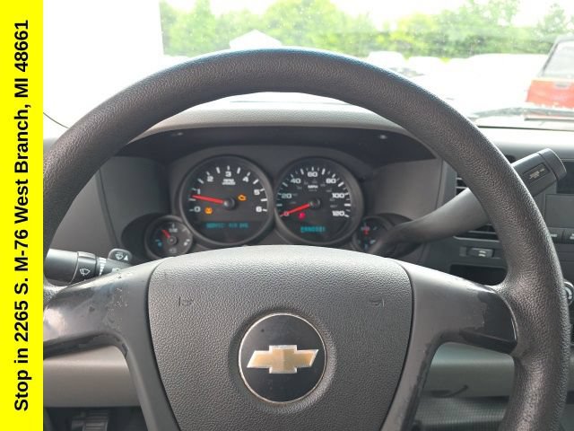 Used 2010 Chevrolet Silverado 1500 W/T AWD/4WD image 16