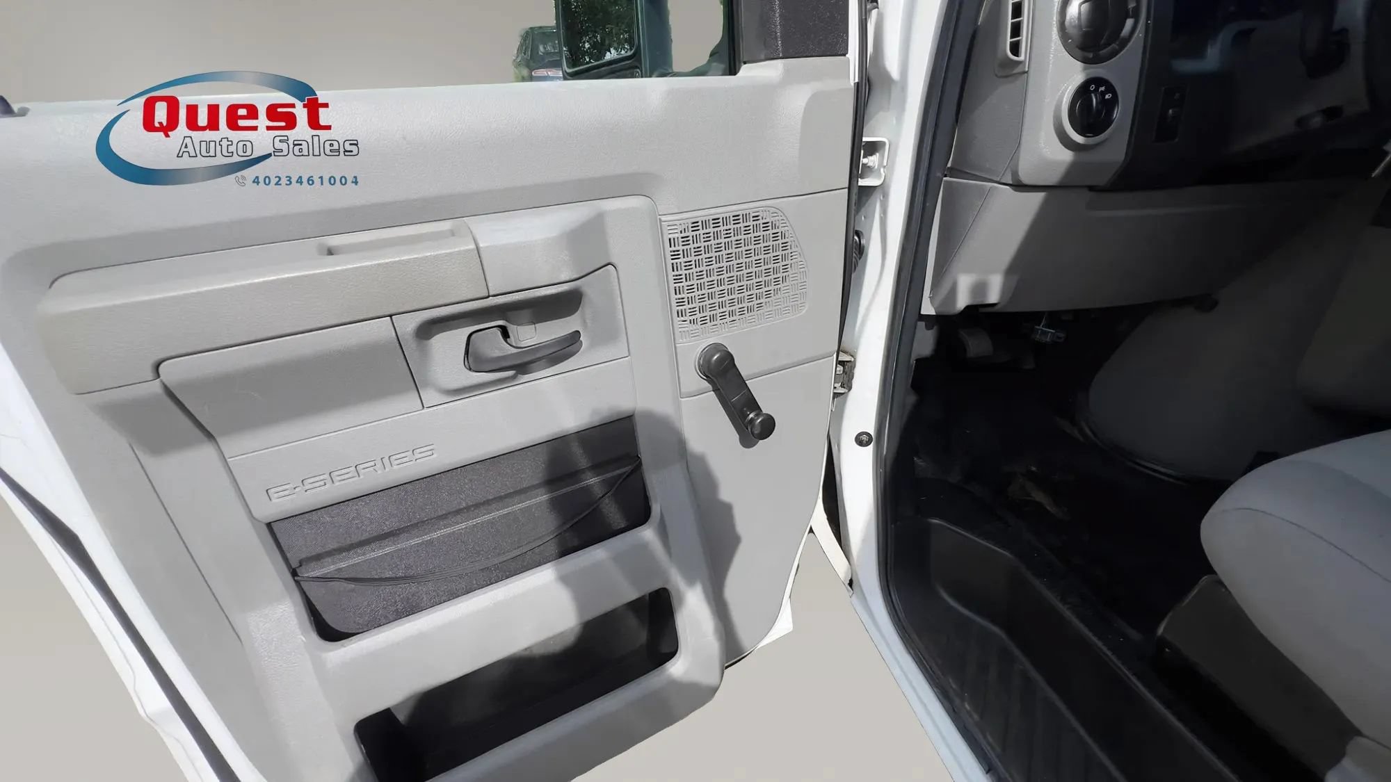 Used 2013 Ford E-250 and Econoline 250 RWD image 19