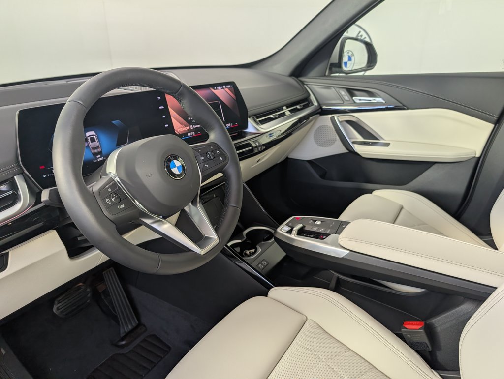 New 2026 BMW X1 xDrive28i w/ Technology Package AWD/4WD image 11