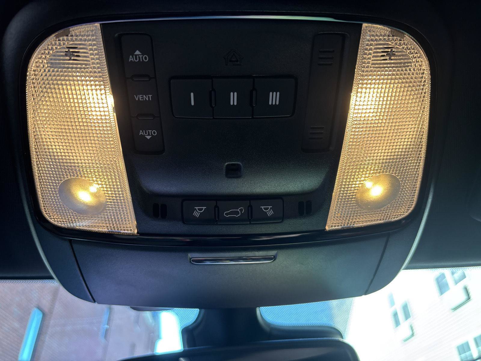 Used 2023 Dodge Durango SRT Hellcat AWD/4WD image 24