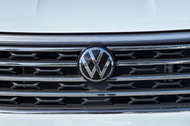 Used 2024 Volkswagen Atlas SE AWD/4WD image 47