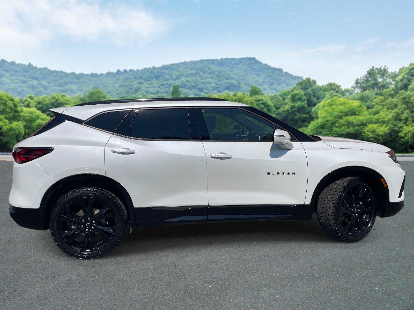 Used 2021 Chevrolet Blazer RS w/ Enhanced Convenience Package AWD/4WD image 22