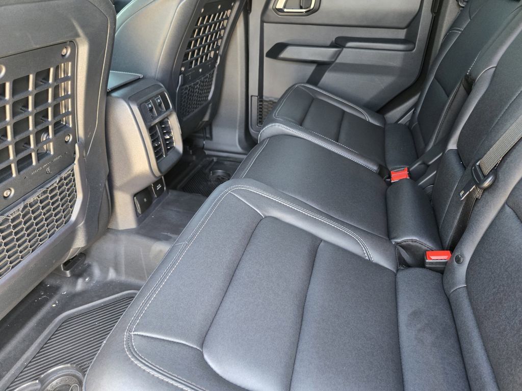 Used 2025 Ford Bronco Big Bend AWD/4WD image 30