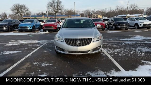 Used 2016 Buick Regal image 2