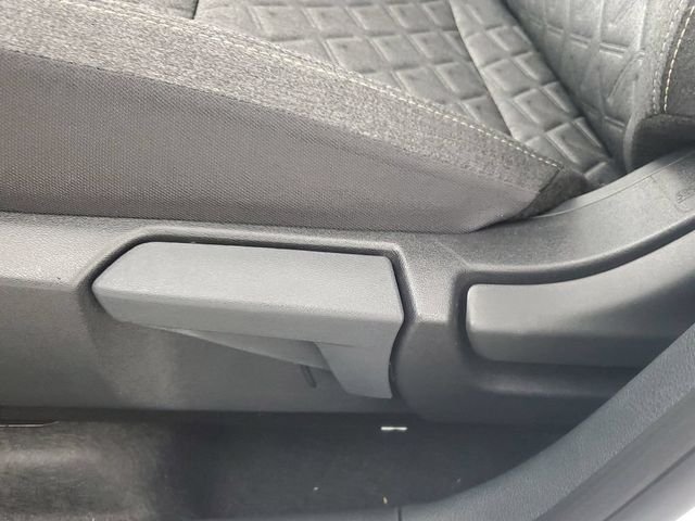 New 2026 Nissan Kicks SV w/ Cold Weather Package FWD image 30