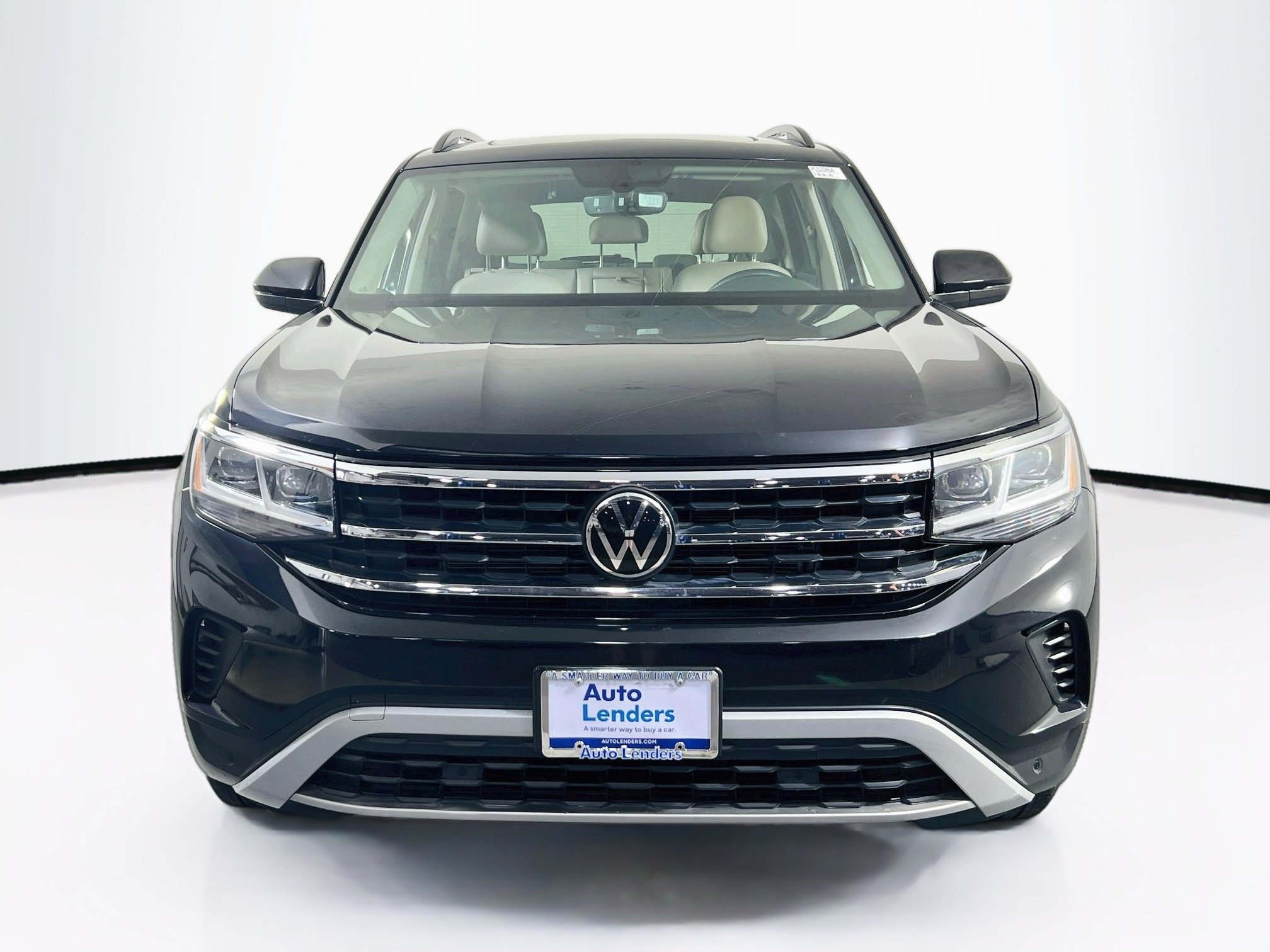 Used 2023 Volkswagen Atlas SE AWD/4WD image 2