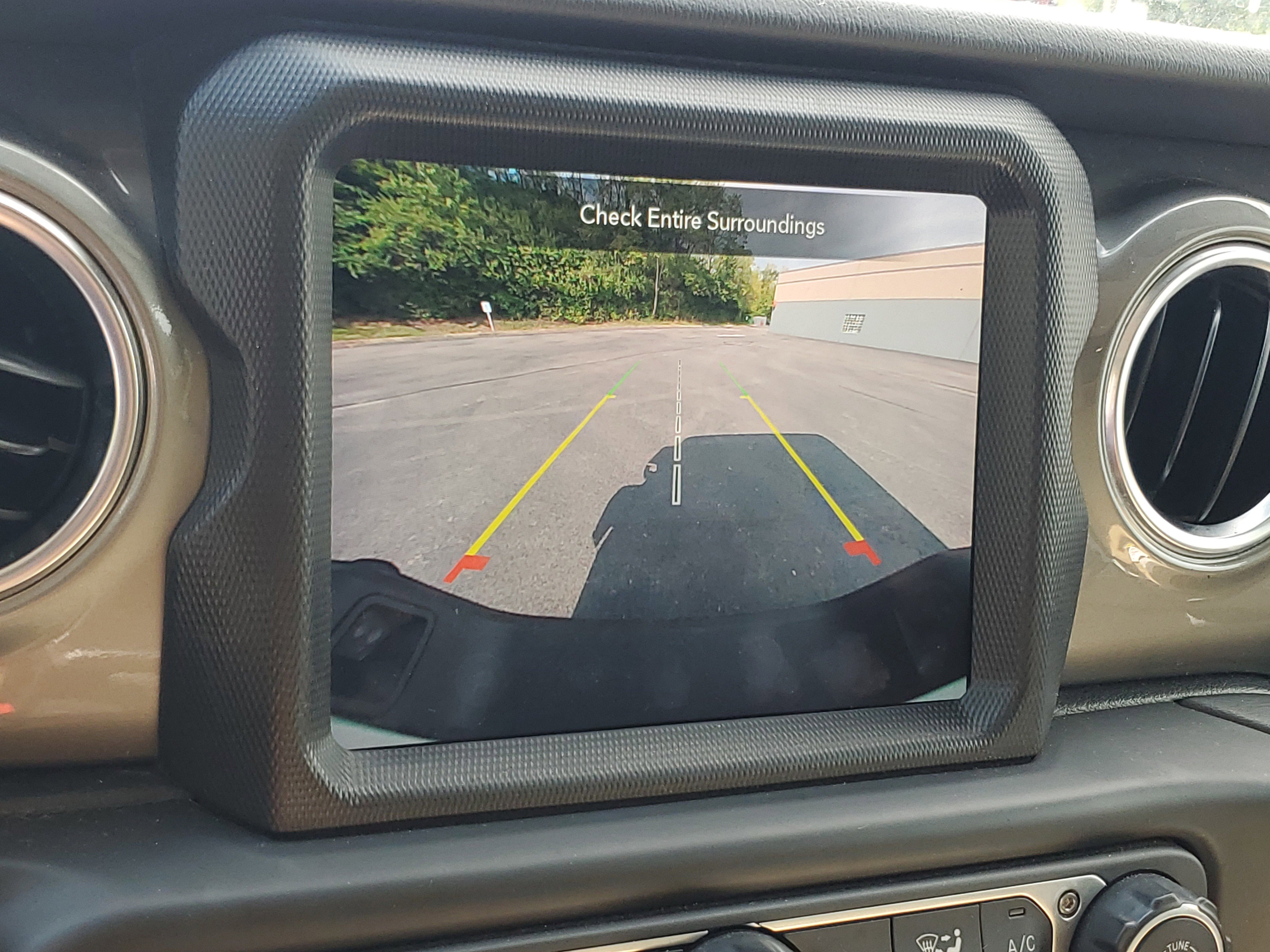 Certified 2023 Jeep Gladiator Overland image 18