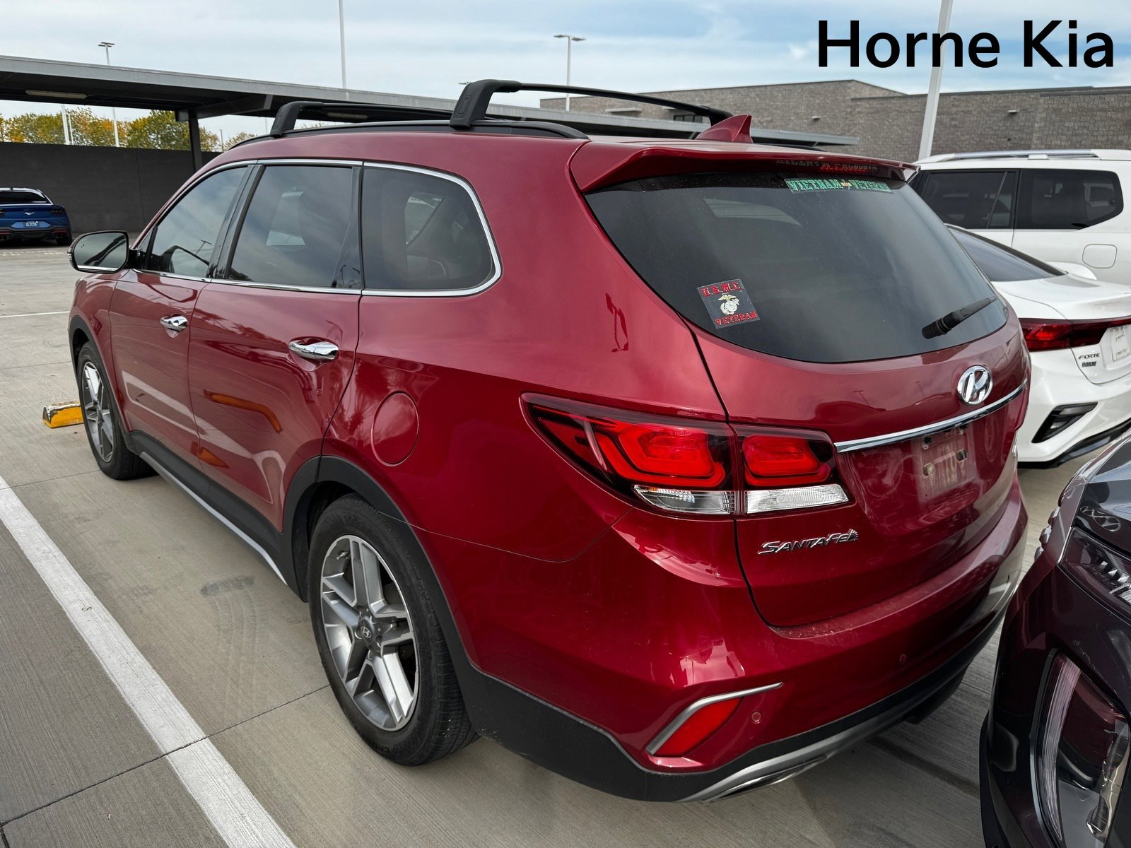 Used 2017 Hyundai Santa Fe Limited image 3