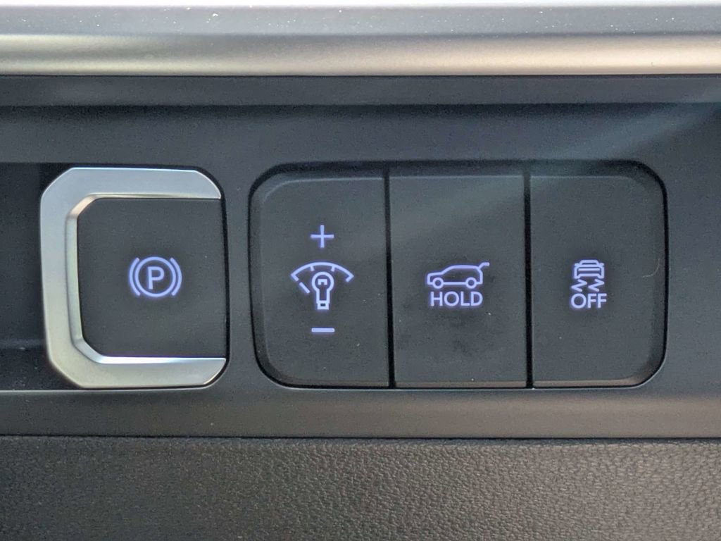 Certified 2026 Hyundai Santa Fe SE image 25