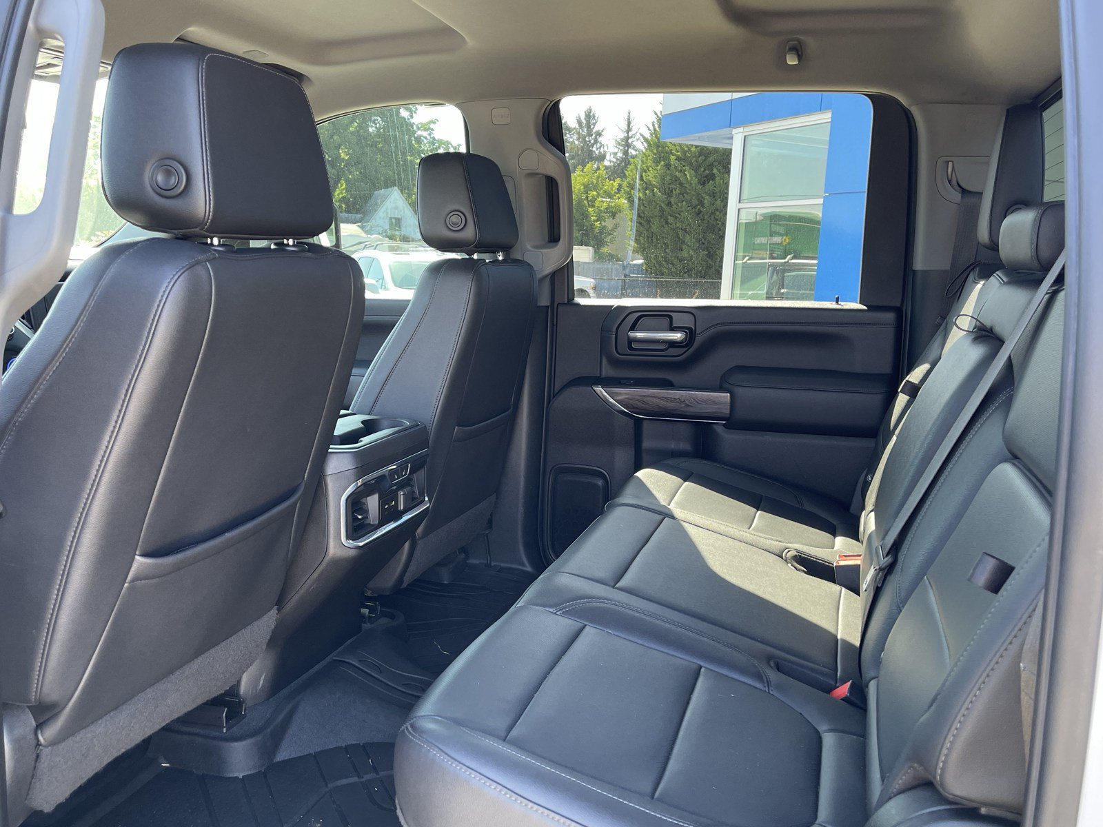Used 2021 Chevrolet Silverado 2500 LTZ w/ LTZ Plus Package AWD/4WD image 14
