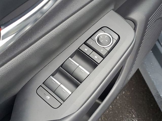 New 2026 Toyota Prius Plug-In Hybrid image 10