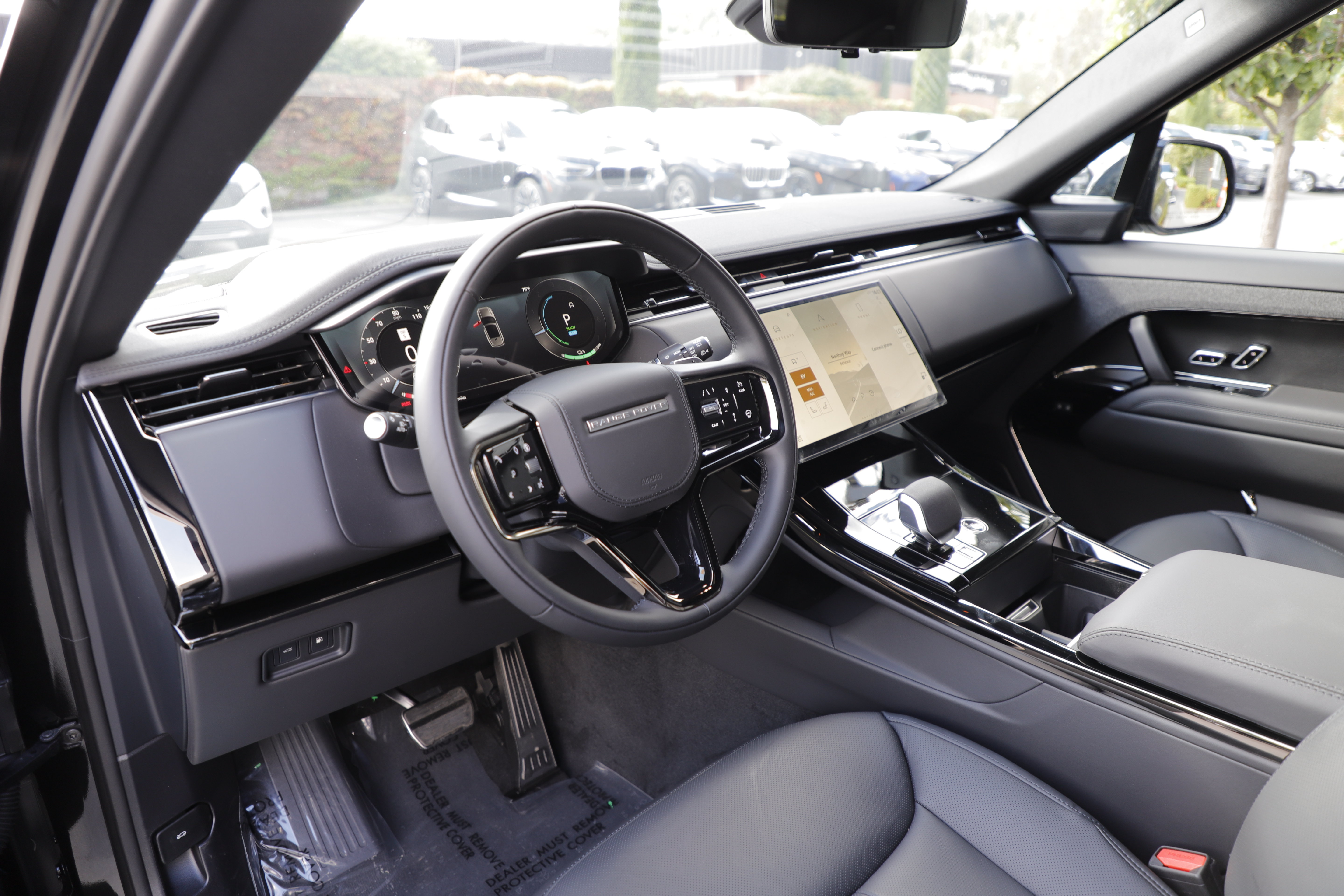 New 2026 Land Rover Range Rover Sport Dynamic SE AWD/4WD image 16