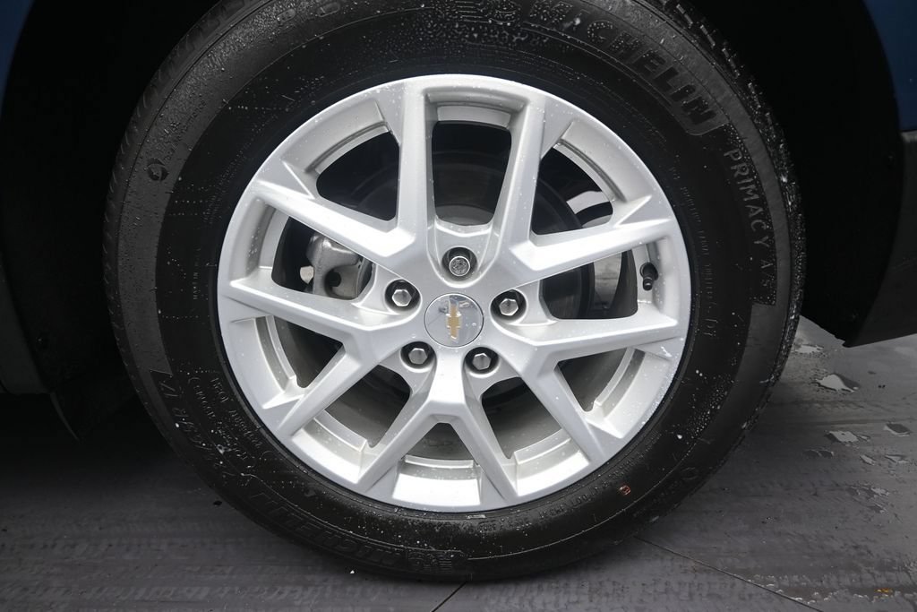 Used 2024 Chevrolet Equinox LT FWD image 10